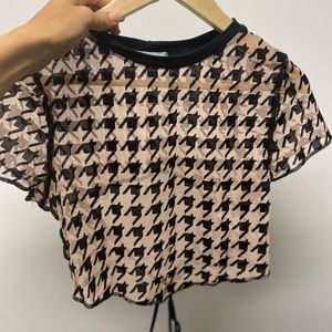 Crop textured top